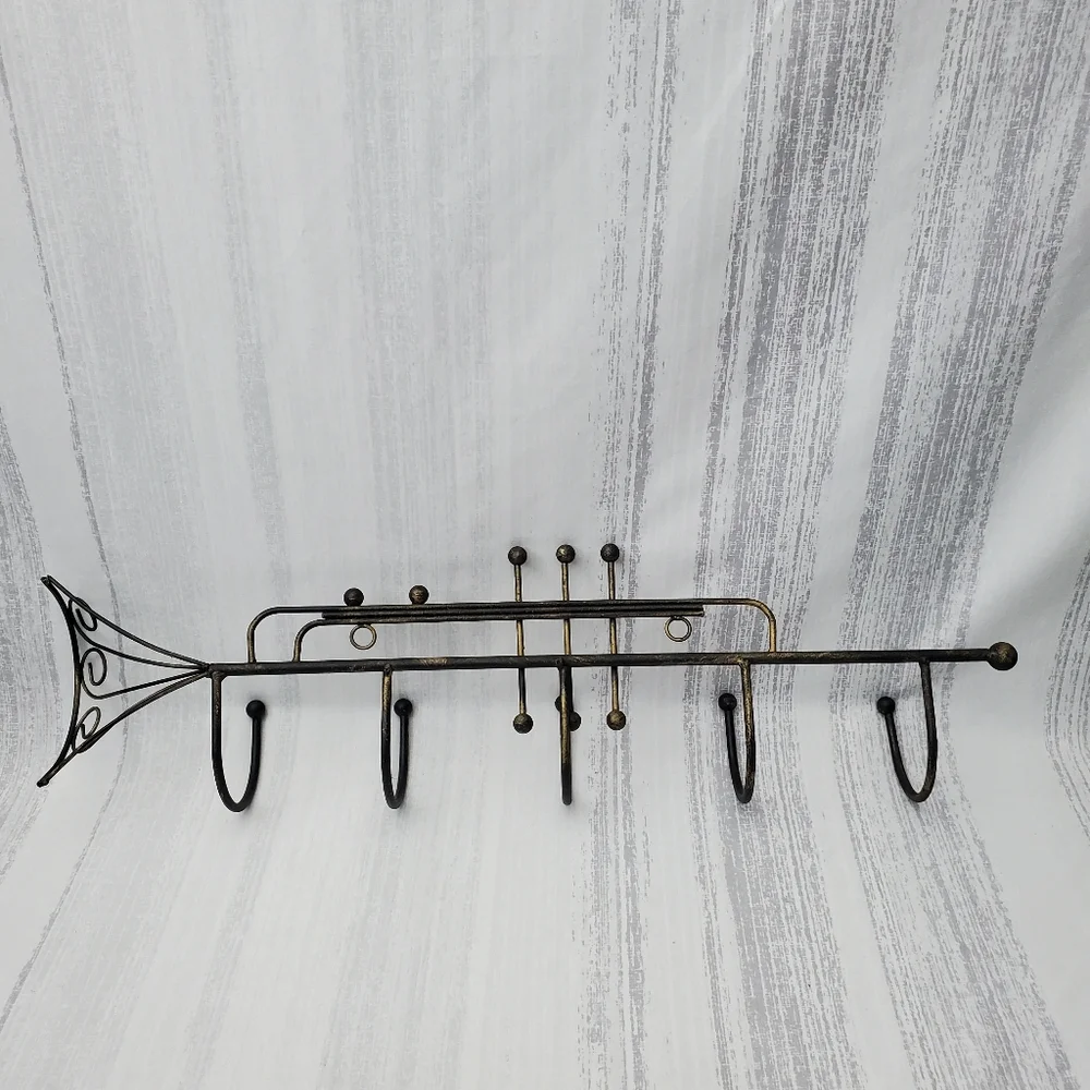 DecorativeIron Trumpet Shape Wall Hook Black w/hints of gold. 21